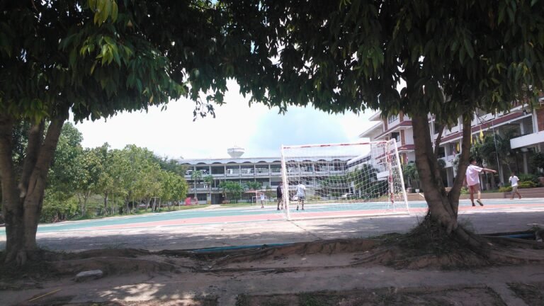 Phibun Mangsahan District, Thailand — May 15, 2013 · 5:53 AM