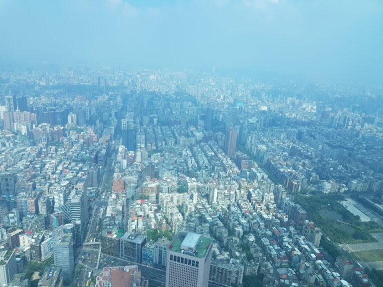 Taipei, Taiwan — August 11, 2018 · 1:10 AM