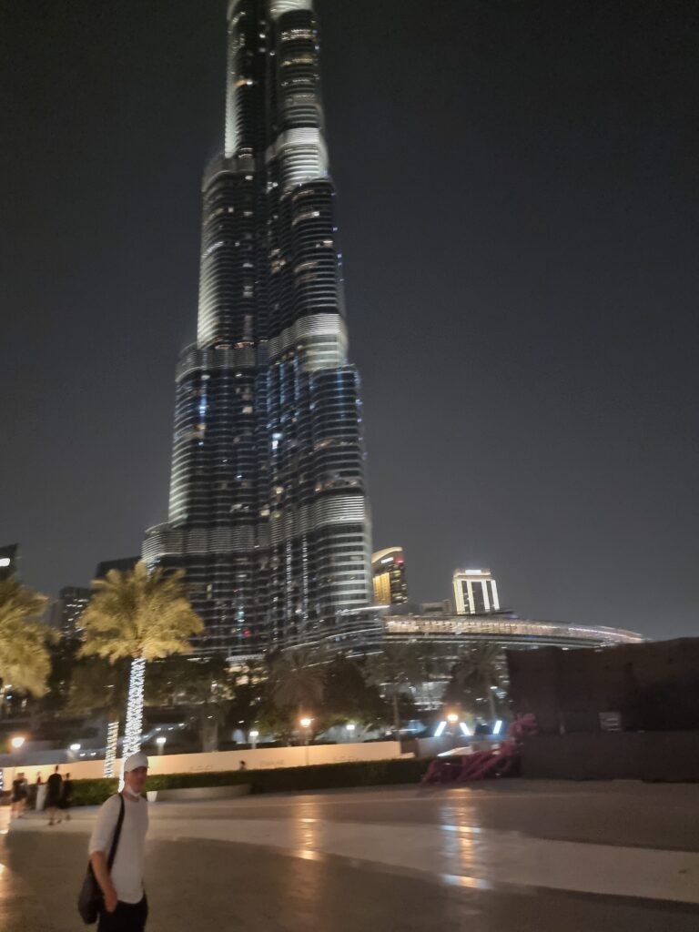 Dubai, Dubai Emirate, United Arab Emirates — May 26, 2022 · 6:20 PM