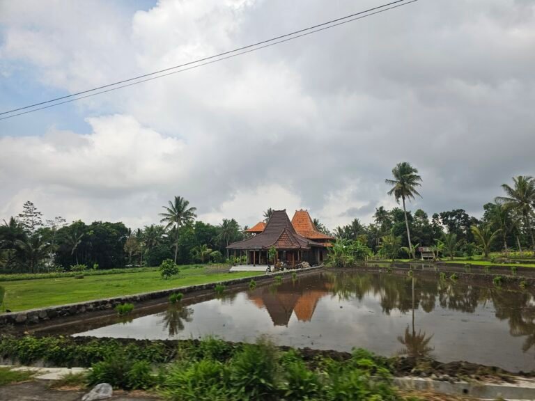 Yogyakarta, Indonesia — January 2, 2024 · 2:52 AM