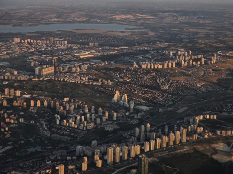 Istanbul, Marmara Region, Turkey — June 22, 2025 · 2:59 AM