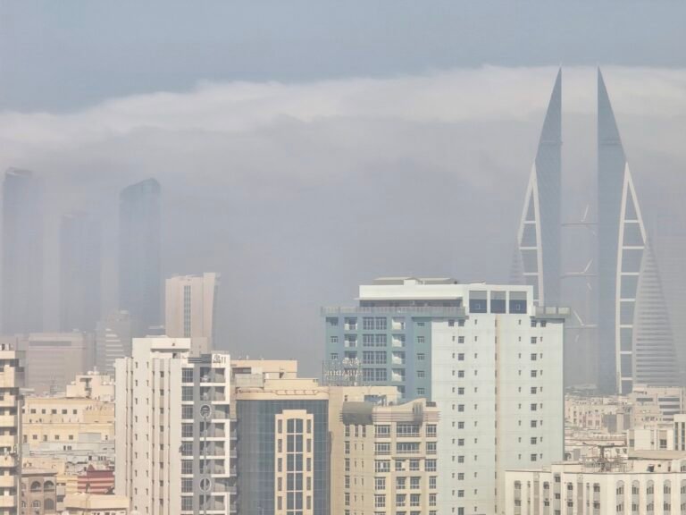 Manama, Capital Governorate, Bahrain — October 17, 2025 · 6:04 AM