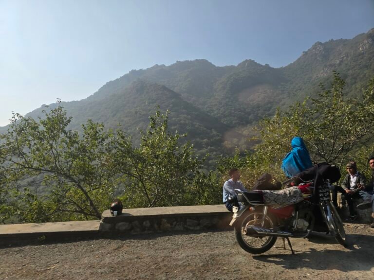 Islamabad, Islamabad Capital Territory, Pakistan — November 28, 2025 · 7:51 AM