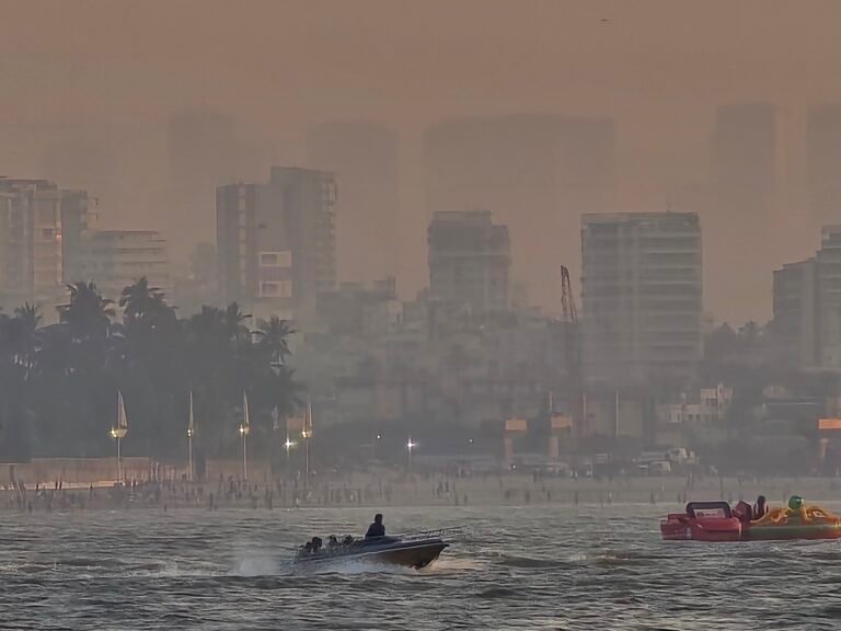 Mumbai, Maharashtra, India — January 15, 2026 · 12:39 PM