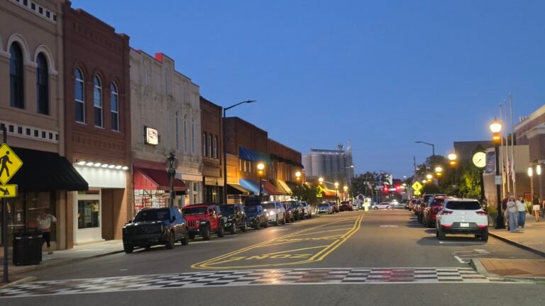 Mooresville, North Carolina, United States — September 26, 2026 · 11:35 PM